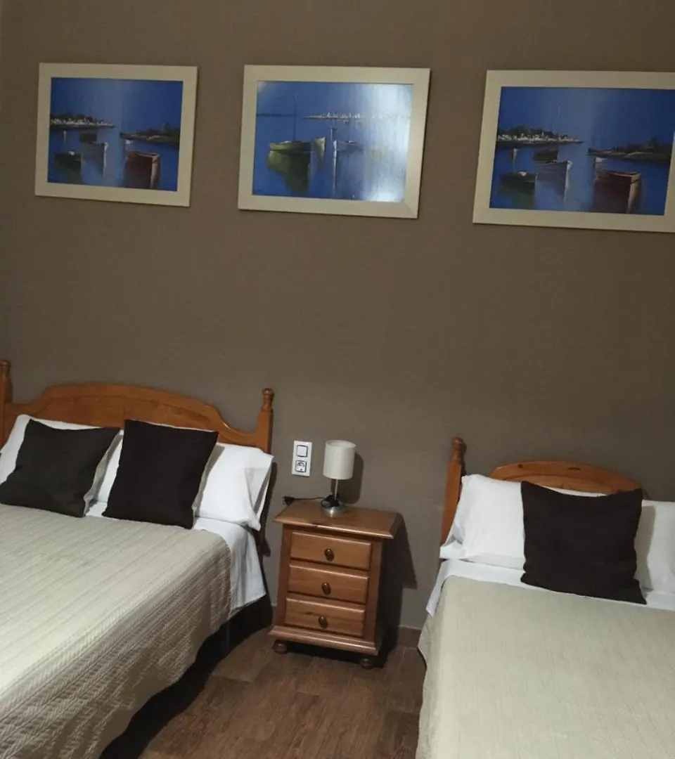 ゲストハウス Hostal Fantoni カディス