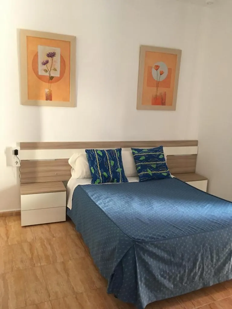 Hostal Fantoni カディス 0*,